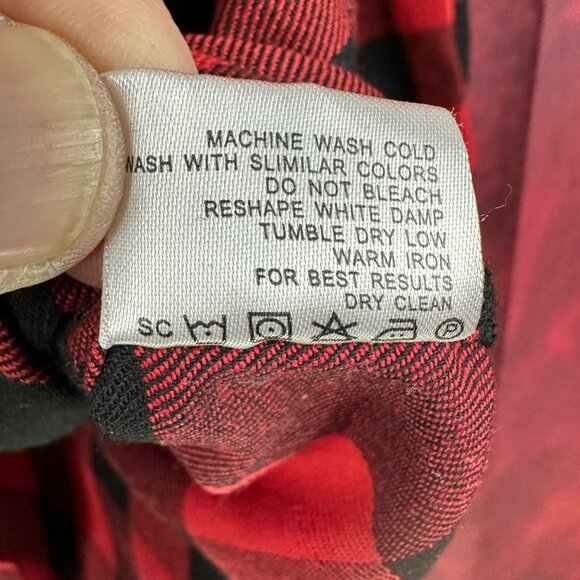 DESIGN IN ITALY FLANNEL MEN'S RED & BLACK BUTTON-UP BUFFLO PLAID SHIRT, SIZE XL - Picture 10 of 11